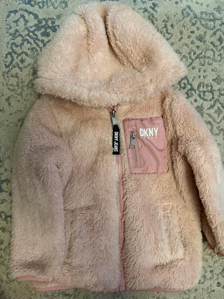 DKNY