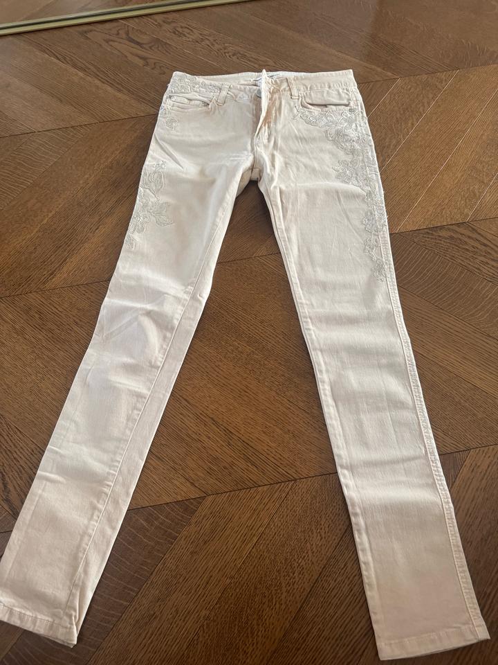 Джинсы Ermanno Scervino с вышивкой