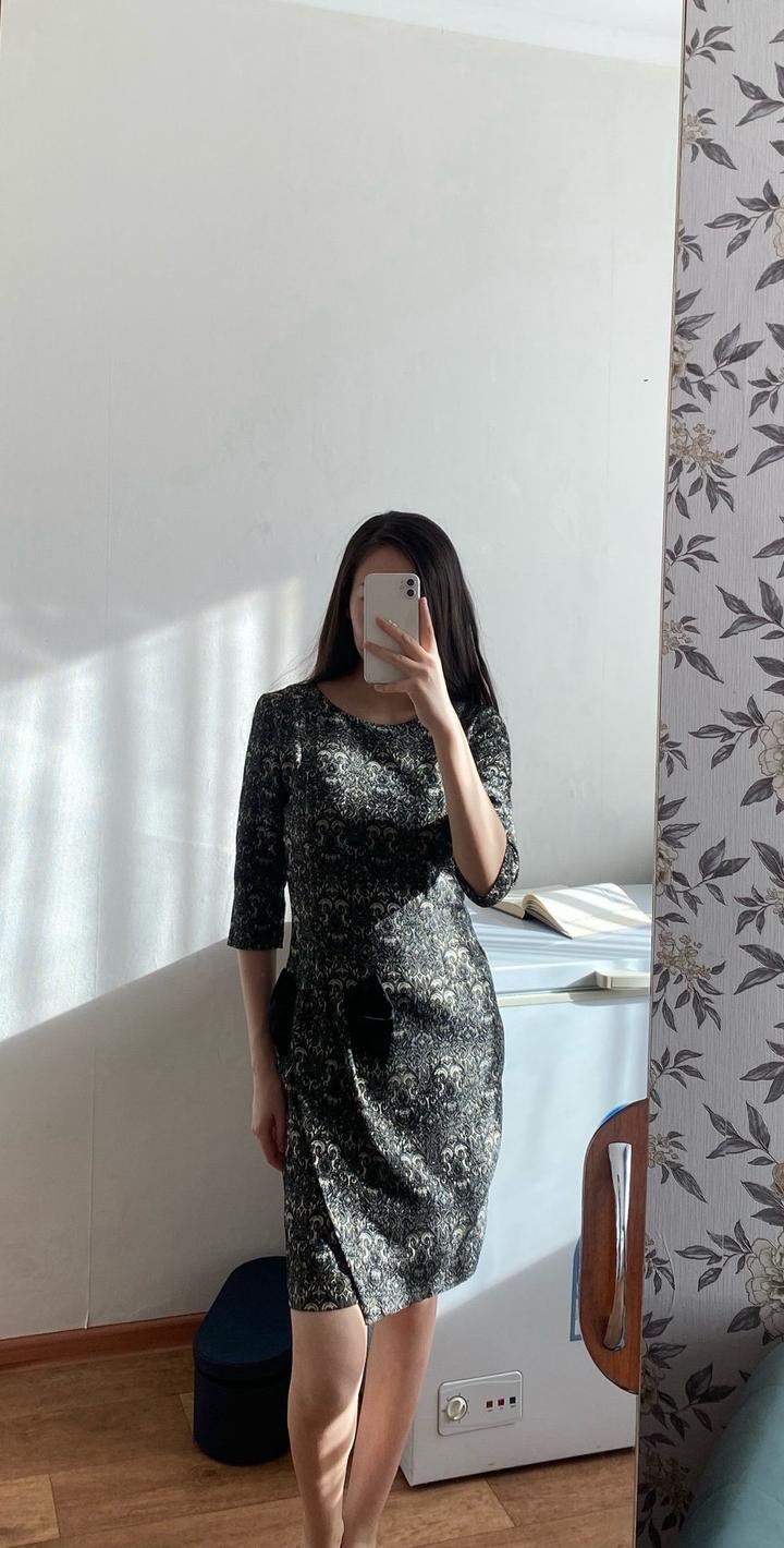 Платье футляр