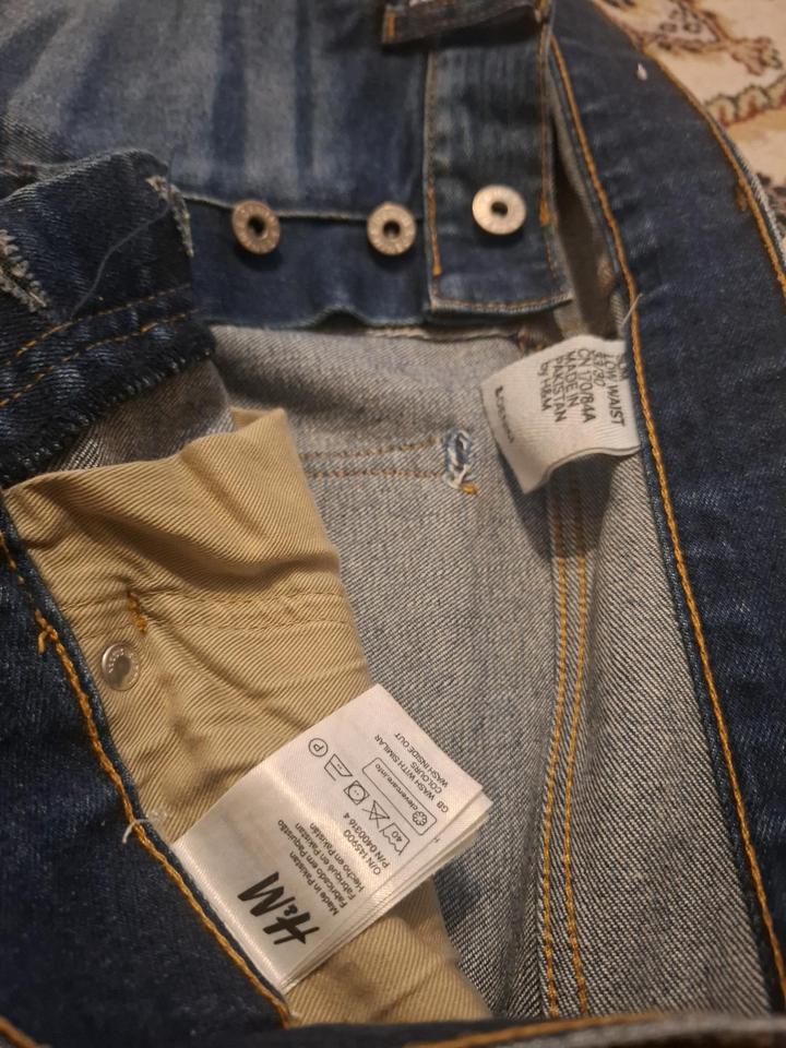 Джинсы H&M