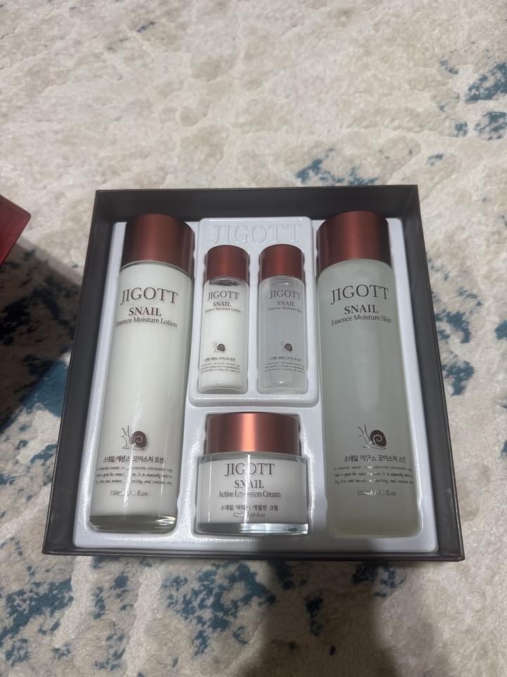 Набор для ухода за лицом JIGOTT Snail Essence Moisture Skin Care 3SET