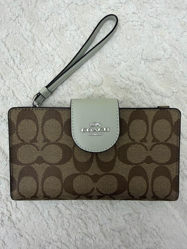 Кошелек Coach