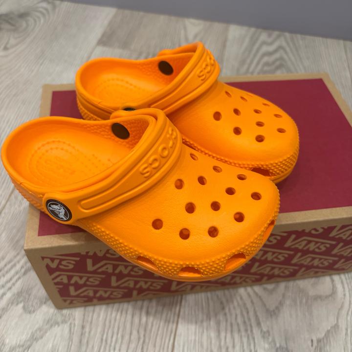 Crocs