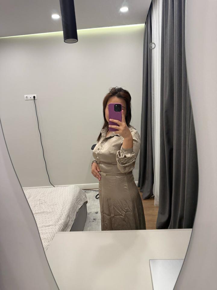LUISA WANG