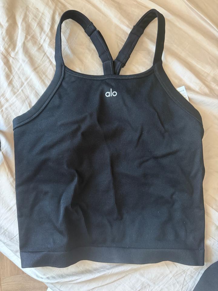 Alo Yoga