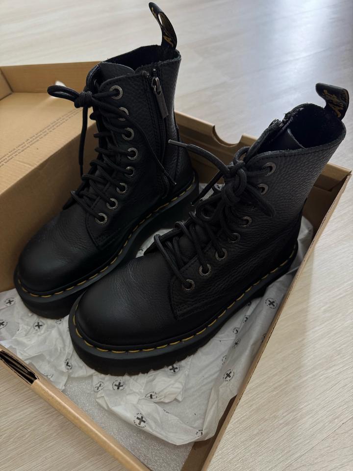 Ботинки Dr. Martens Jadon