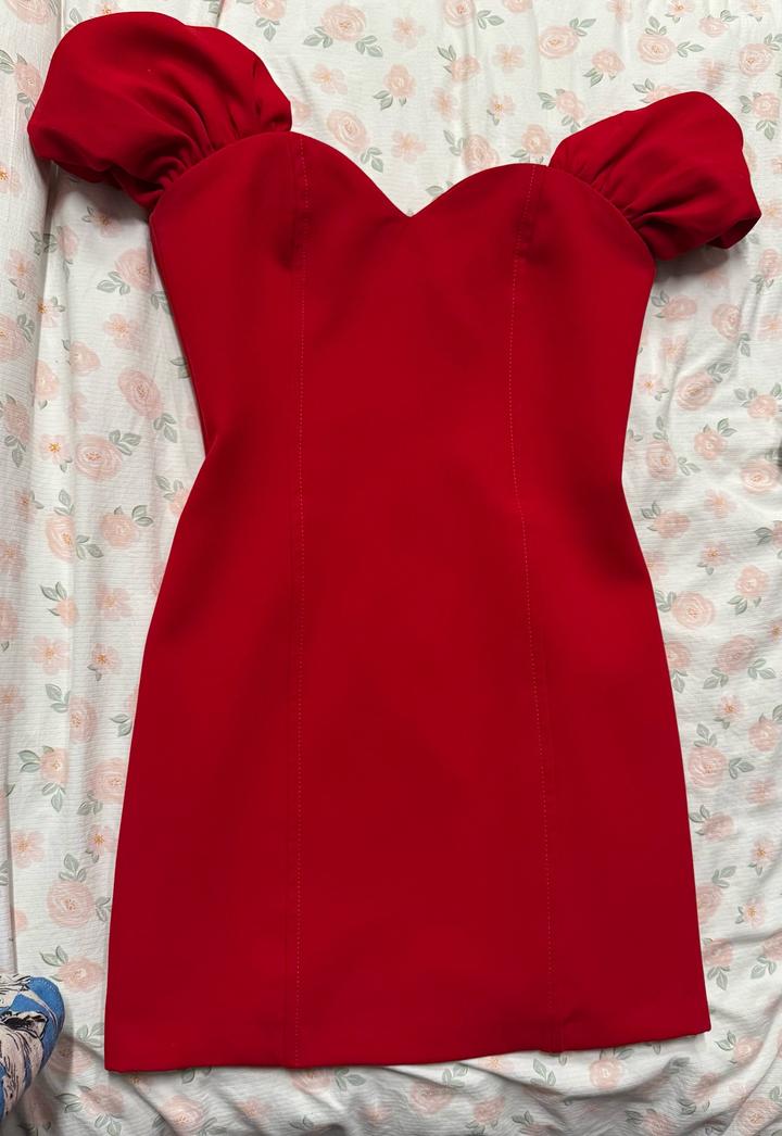 Красно платье ZARA