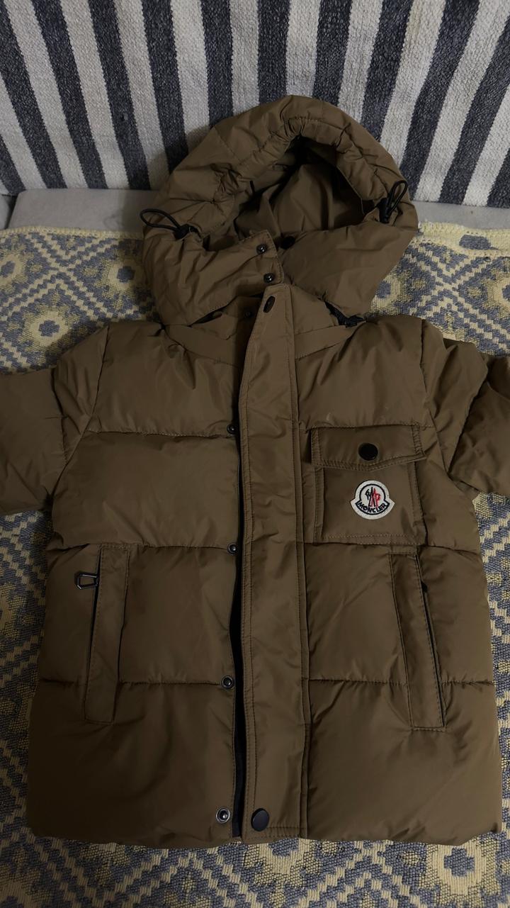 Пуховик Moncler