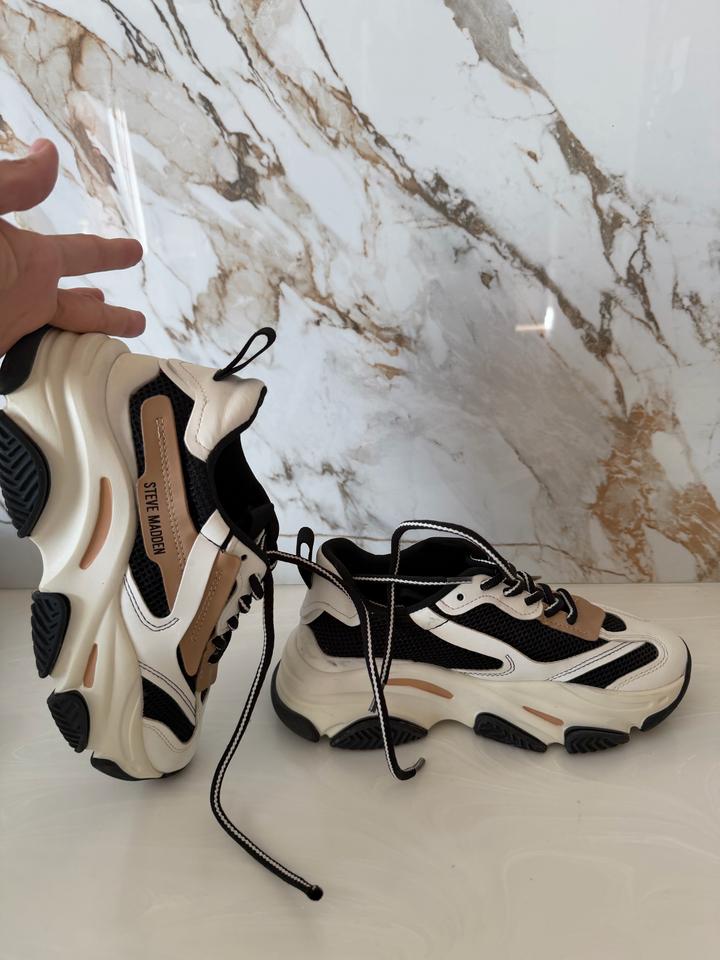 Steve Madden