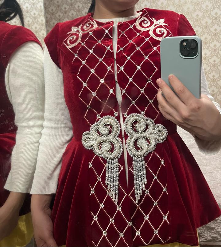 Национальное бархатный жакет