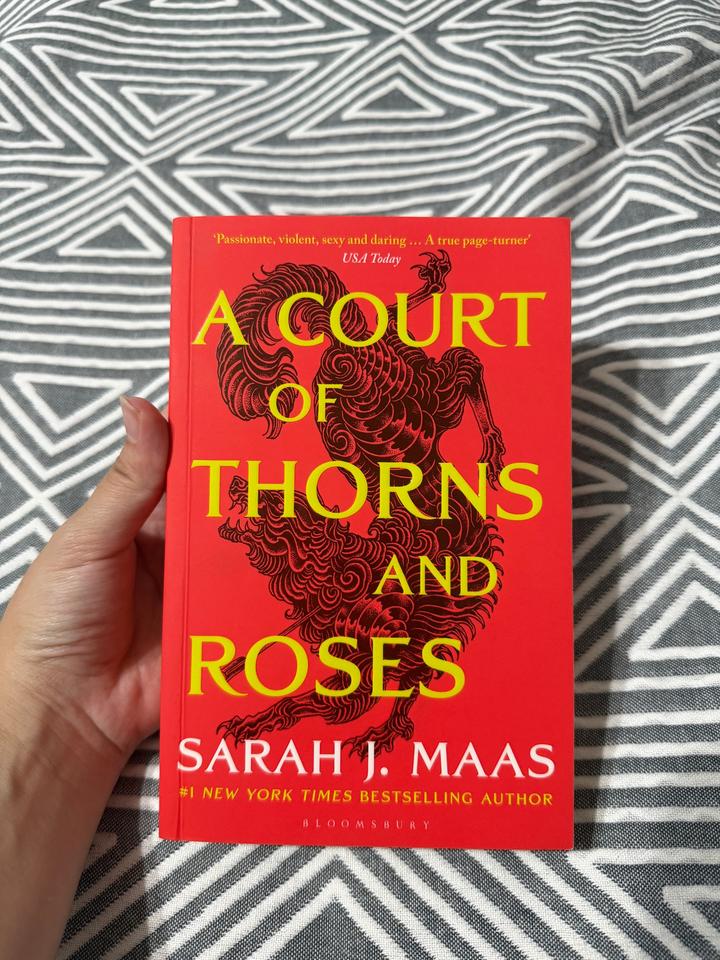 A Court of Thorns and Roses