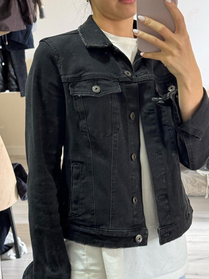 Джинсовая куртка Bershka