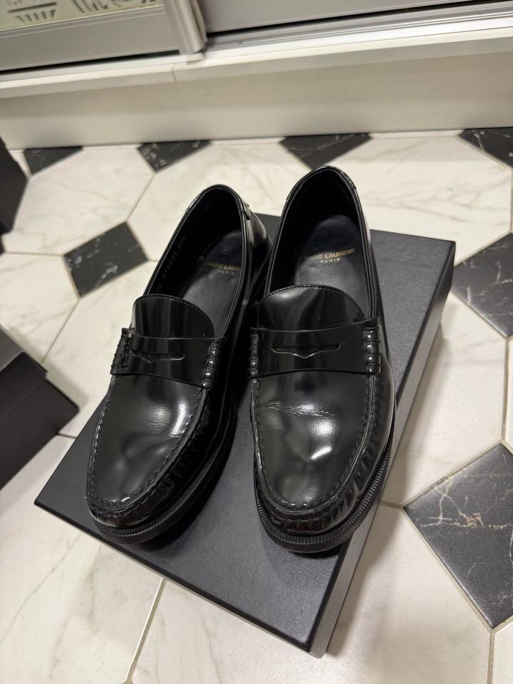 Yves Saint Laurent