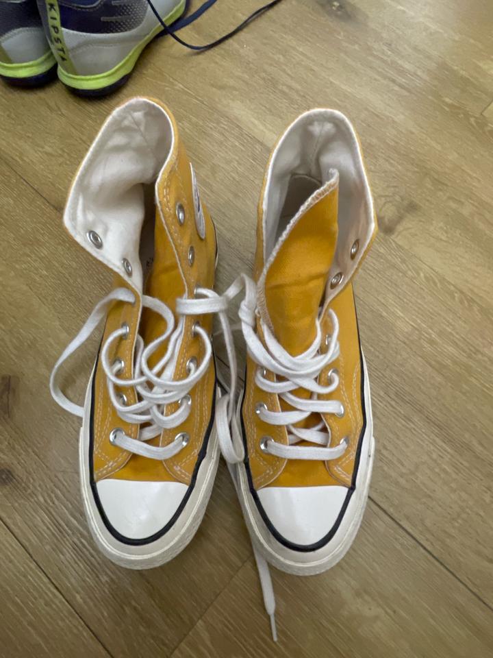 Converse