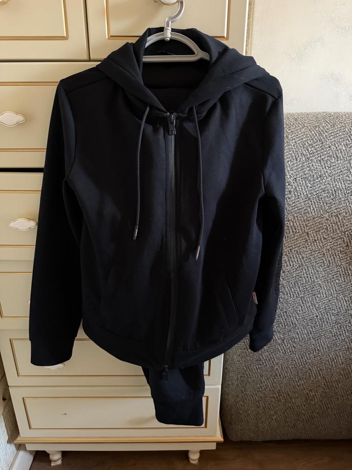 Armani Exchange