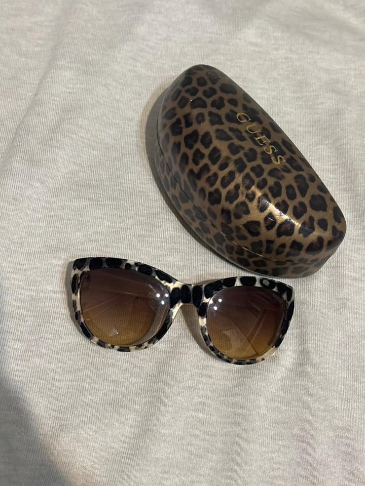 GUESS