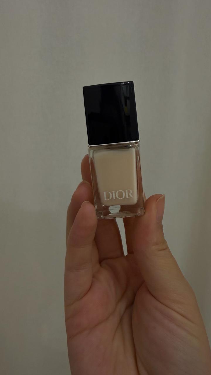Лак от Dior