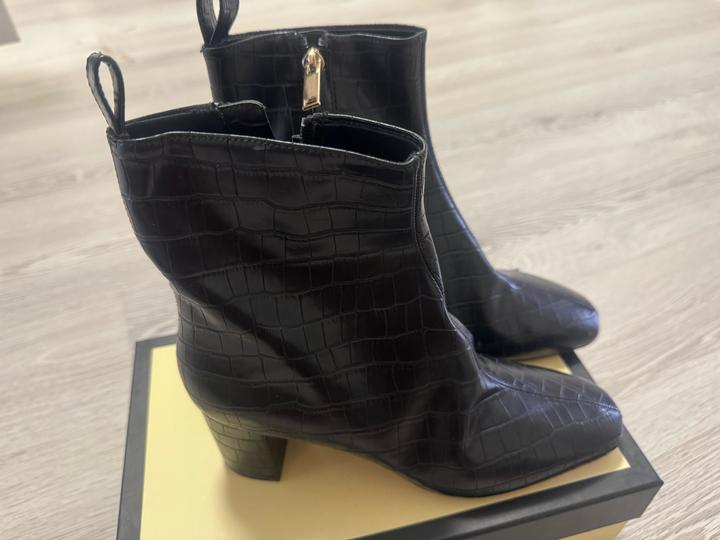 HM Leathercraft