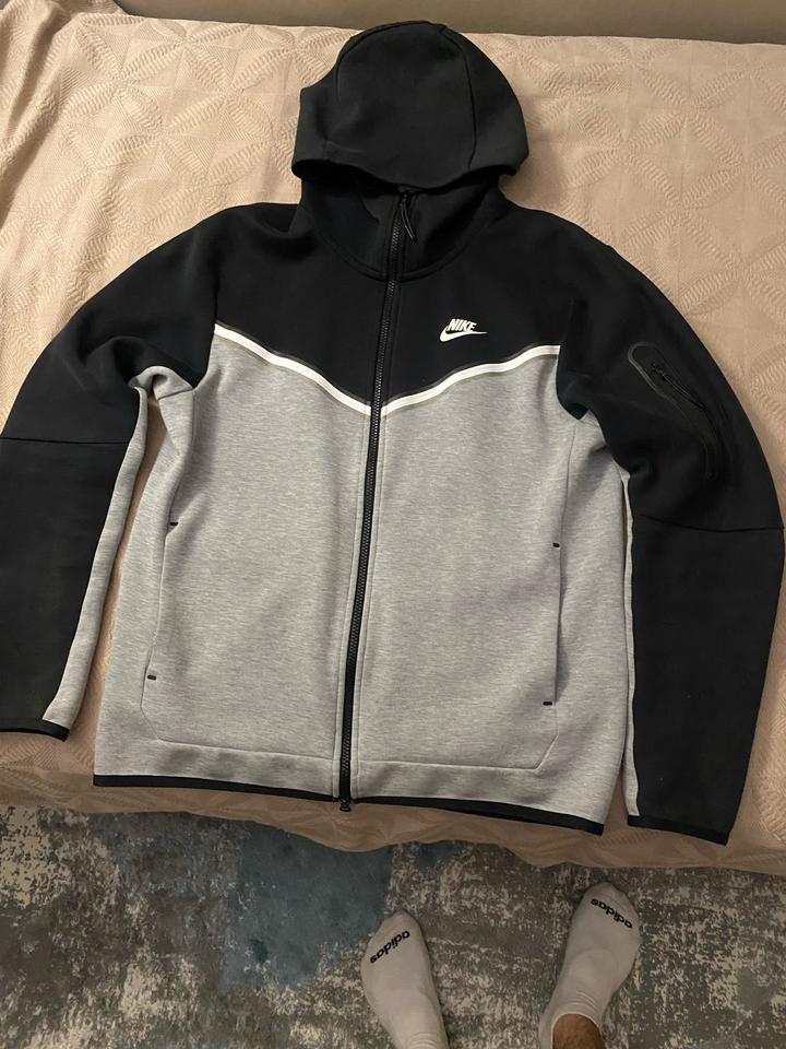 Nike tech fleece на молнии