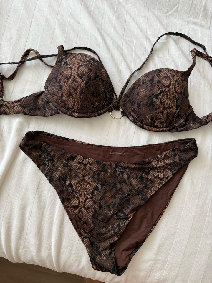 Calzedonia