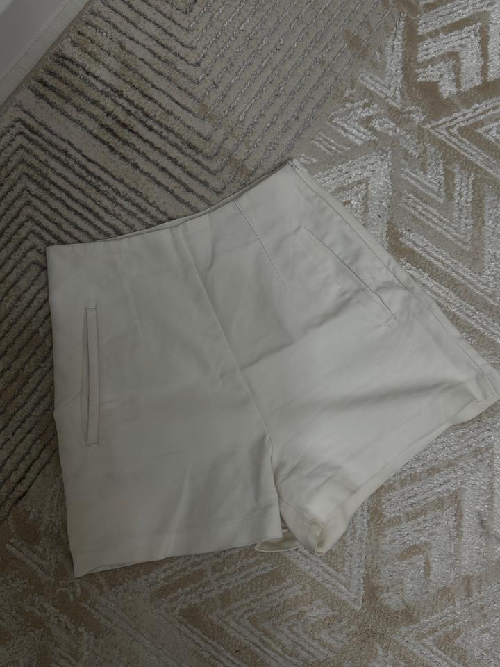 Шорты ZARA