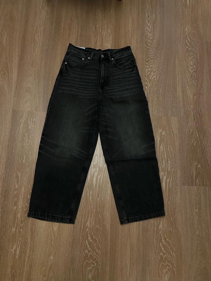 H&M