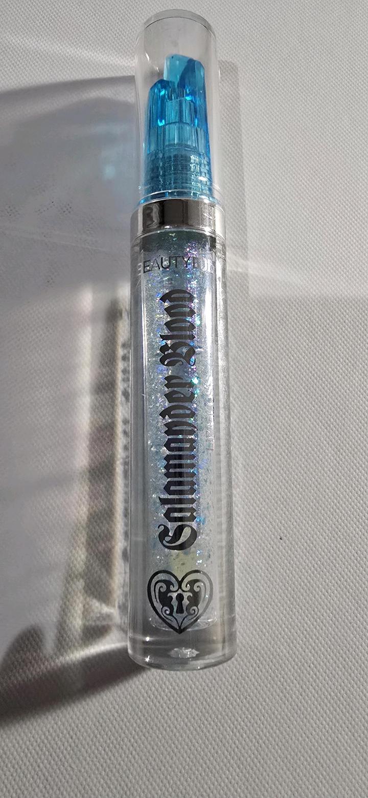 Блеск для губ Beauty bomb
