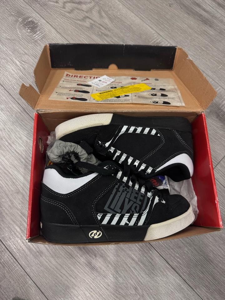 Кроссовки Heelys с колесиками