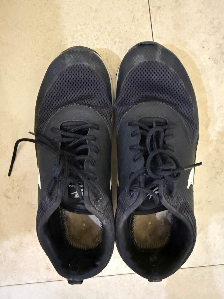 Кроссовки Nike без стелек