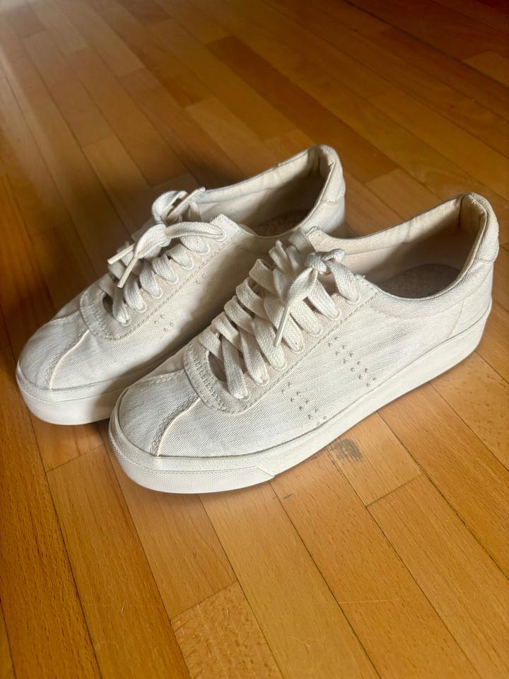 Superga