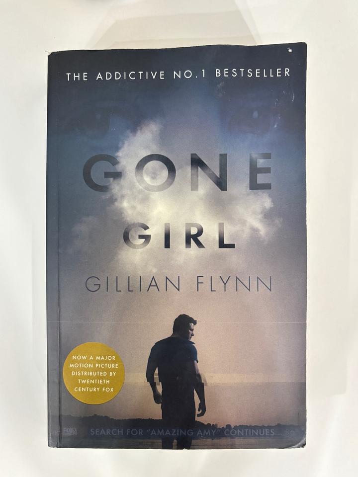 Книга Gone Girl (Исчезнувшая)