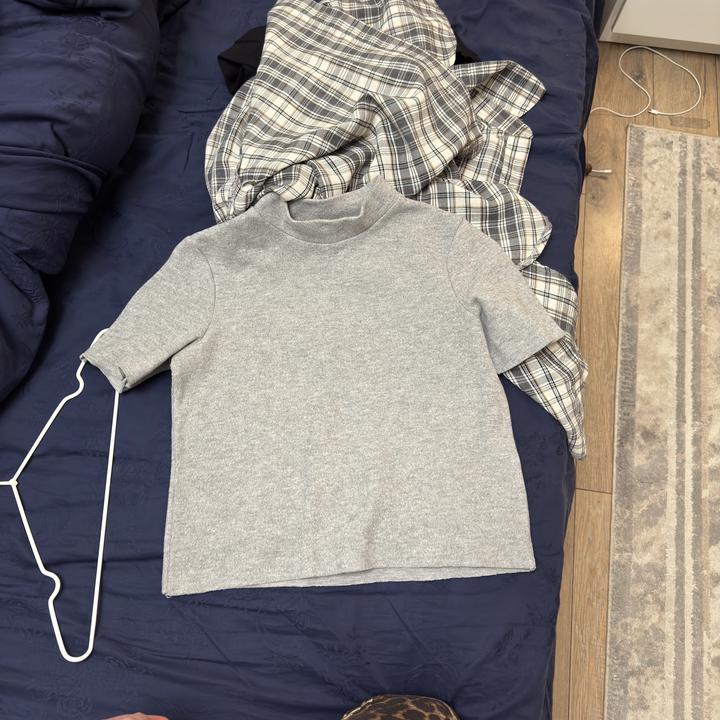 Zara Базовый плотный топ S
