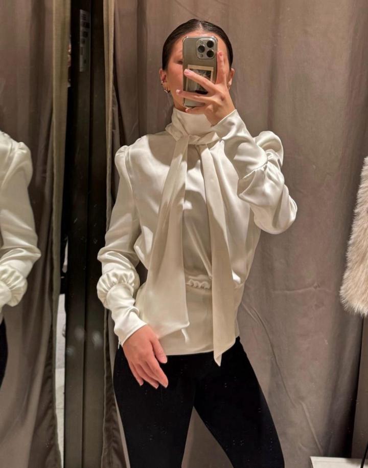 Zara Блузка с бантом