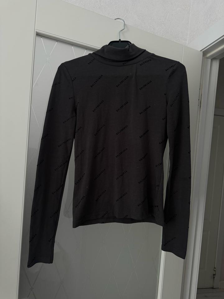 4F Водолазка Balenciaga  1:1