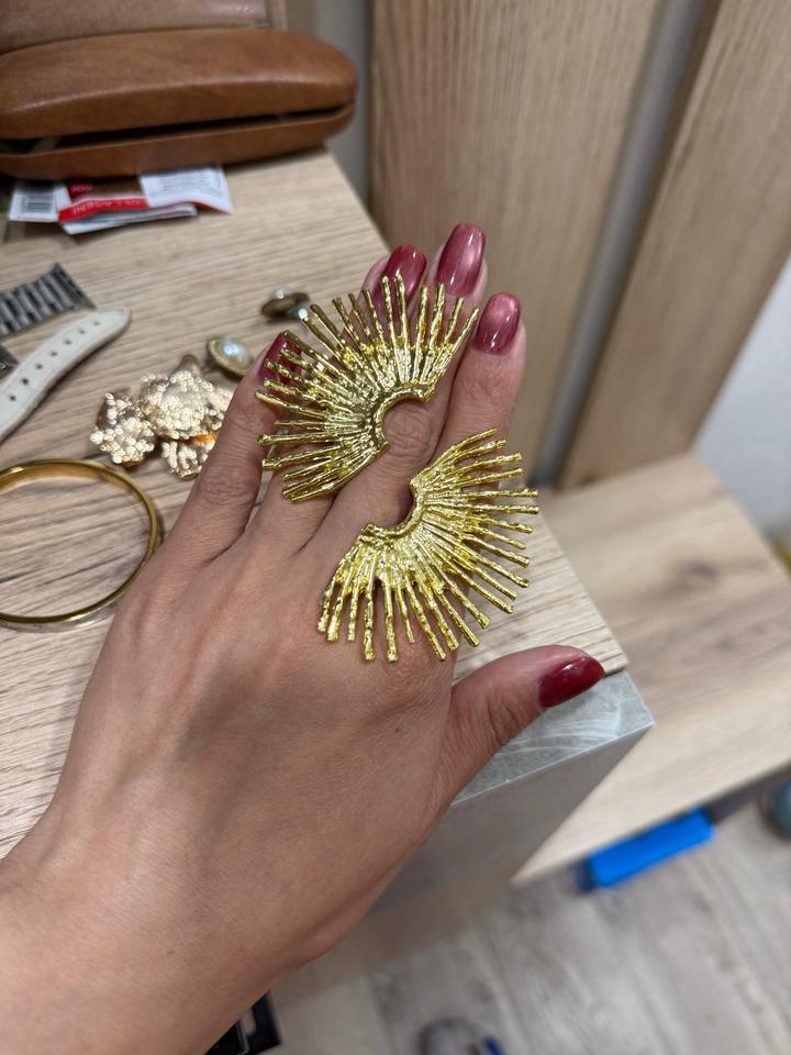 Нет бренда