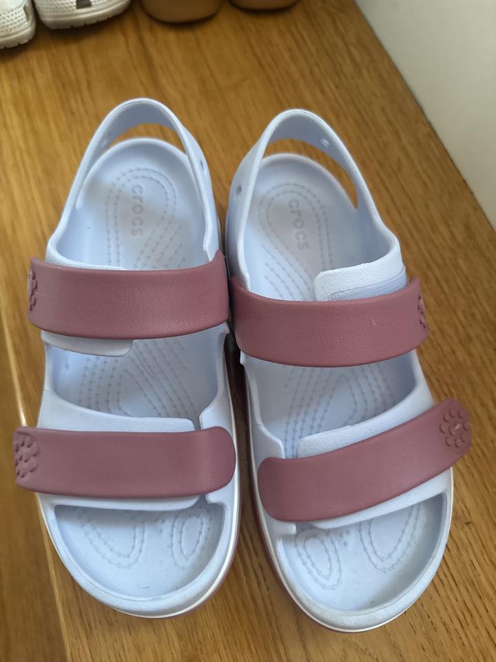 Сандалии Crocs