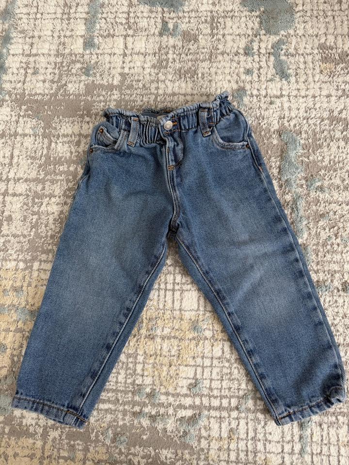 Zara Детские джинсы