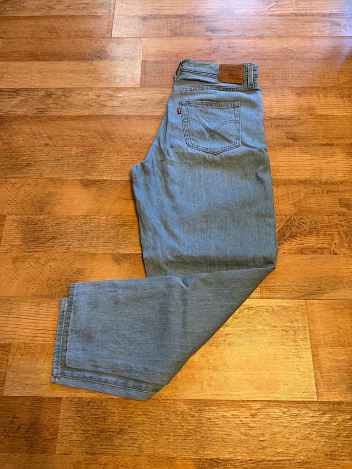 Levi's