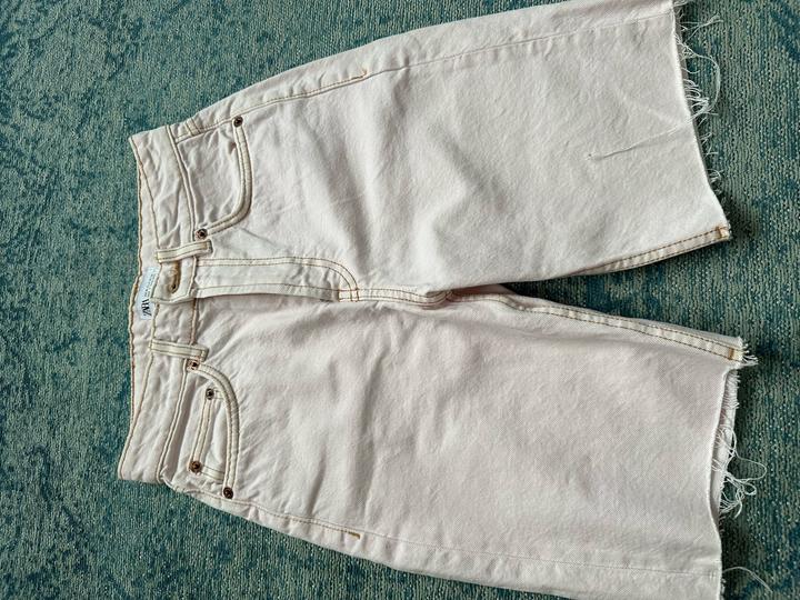 Шорты Zara
