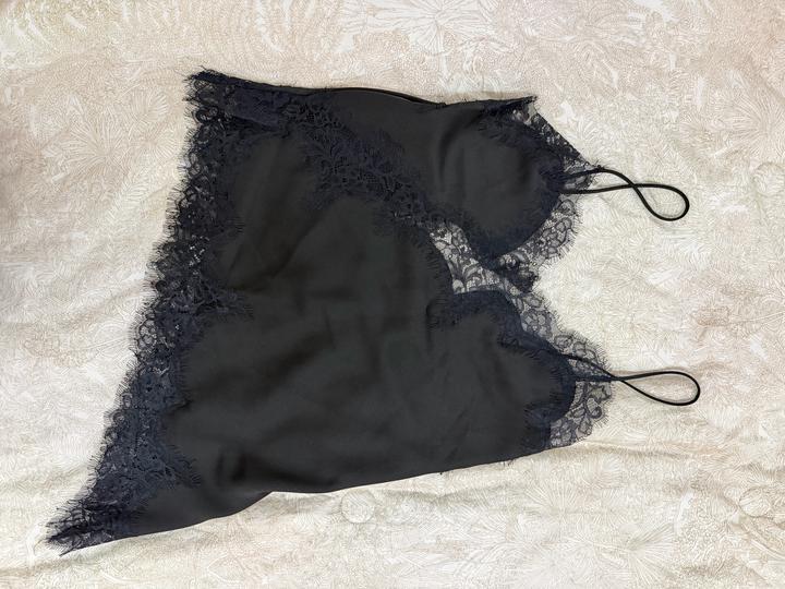Топ с кружевом Zara