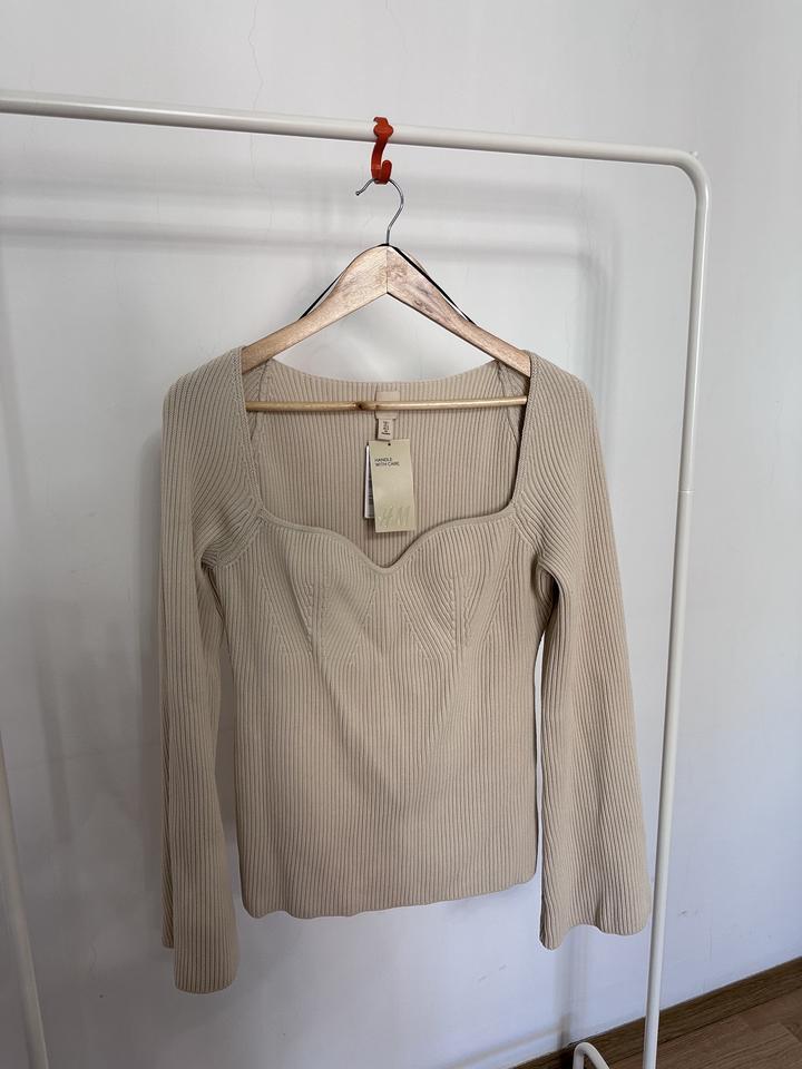 H&M