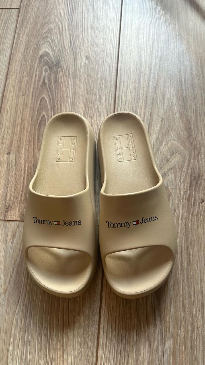 Tommy Jeans