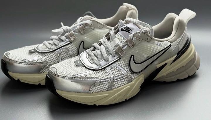 Кроссовки Nike