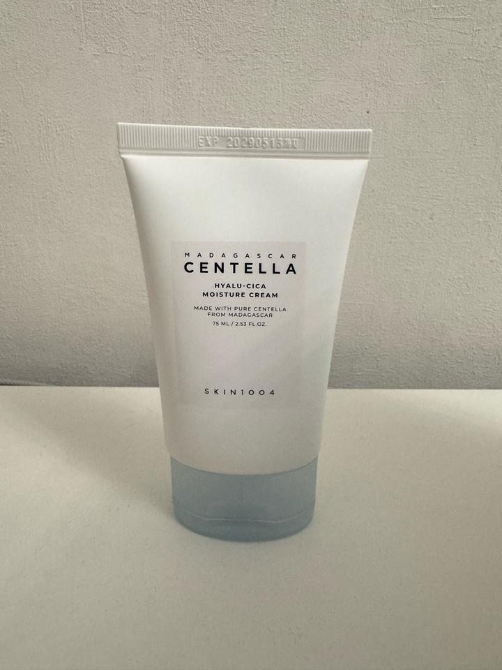 SKIN1004 Madagascar Centella Hyalu-Cica Moisture Cream