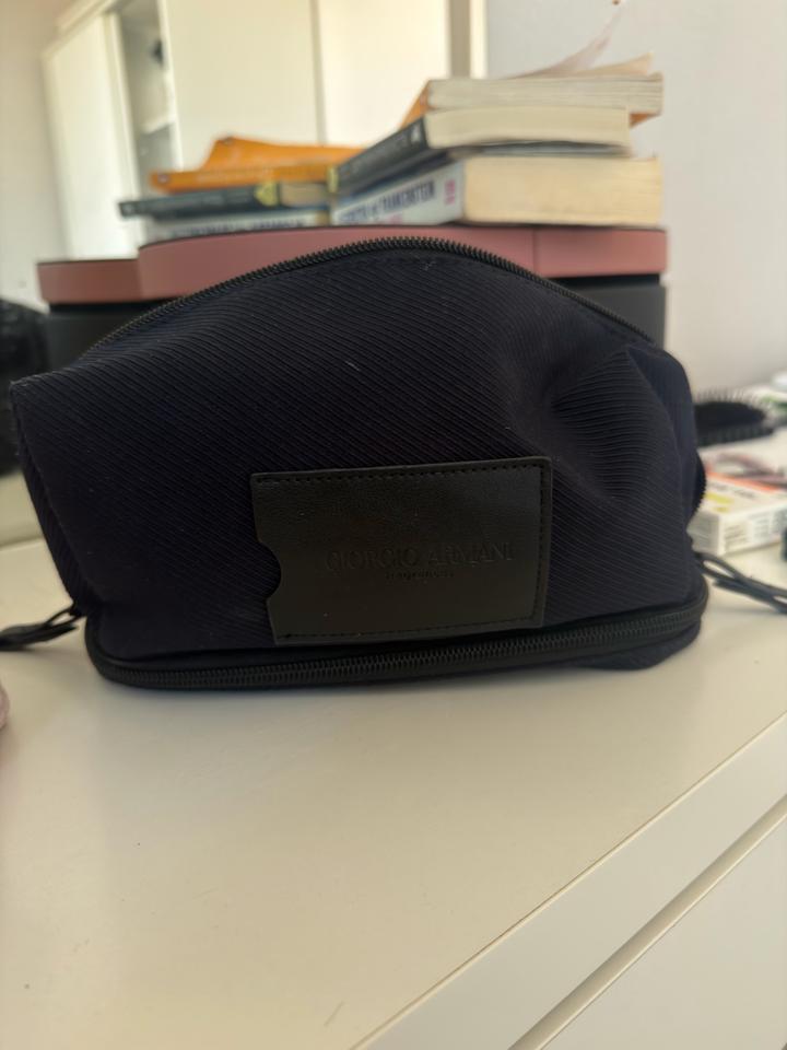 Косметичка Giorgio Armani