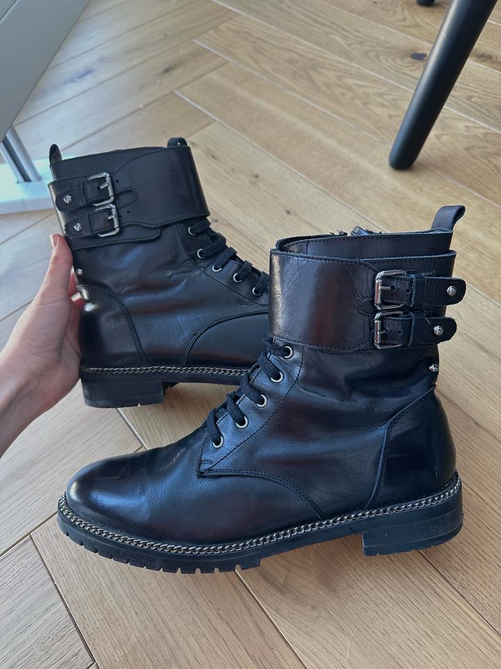 Perfect Pairs