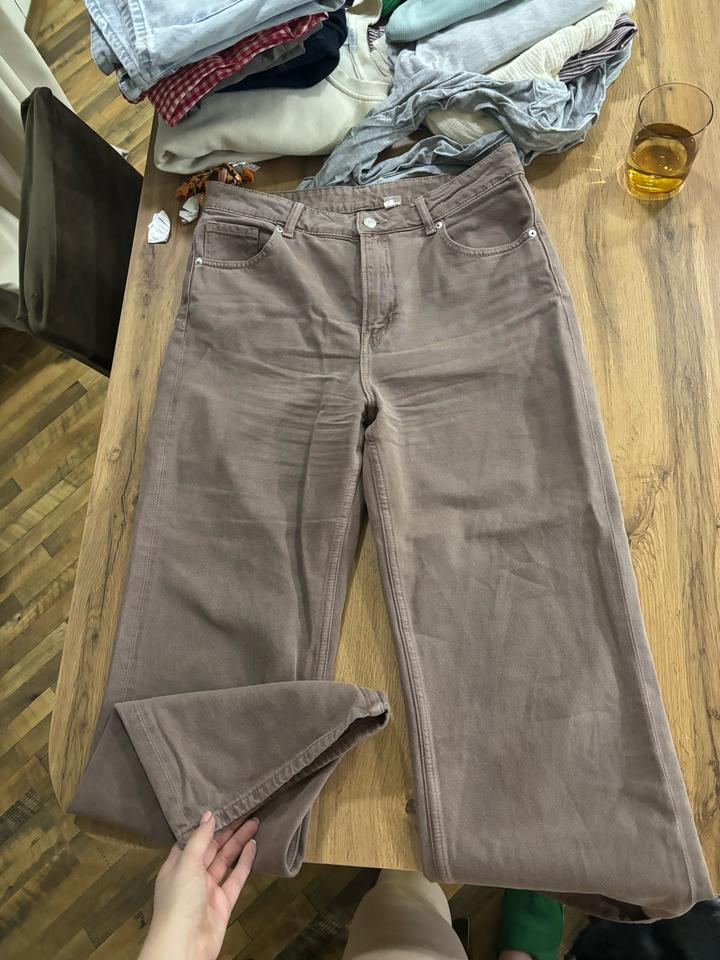 H&M Джинсы DIVIDED