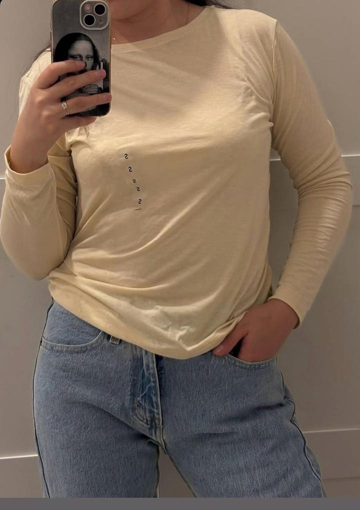 Uniqlo Лонгслив базовый