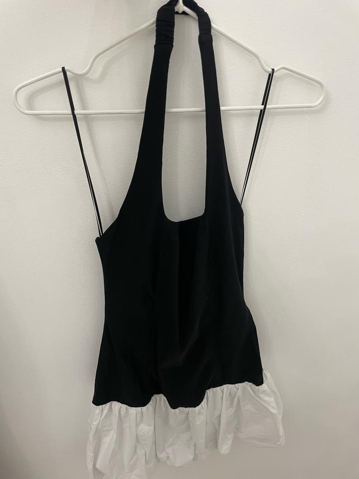 Bershka Топ с открытой спиной и баской