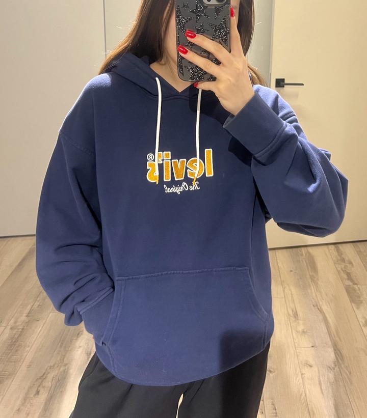 Levi's